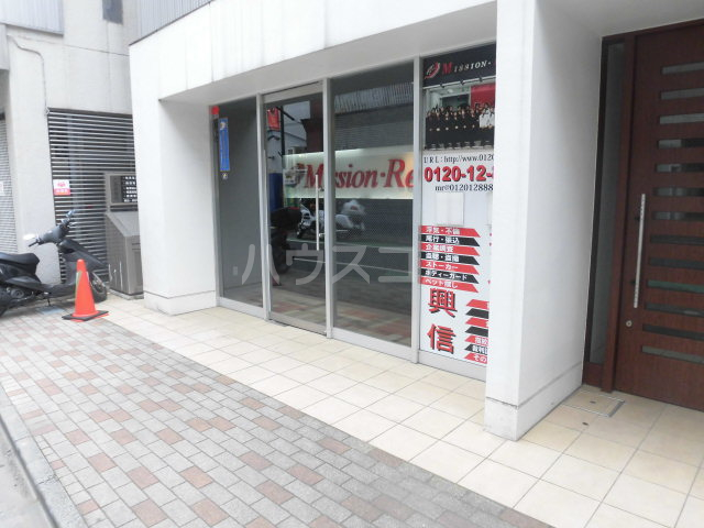 21/25 エントランス