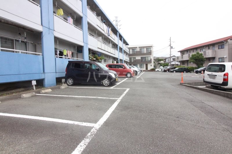 15/18 駐車場