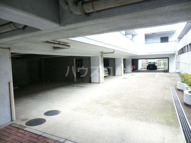 22/30 駐車場