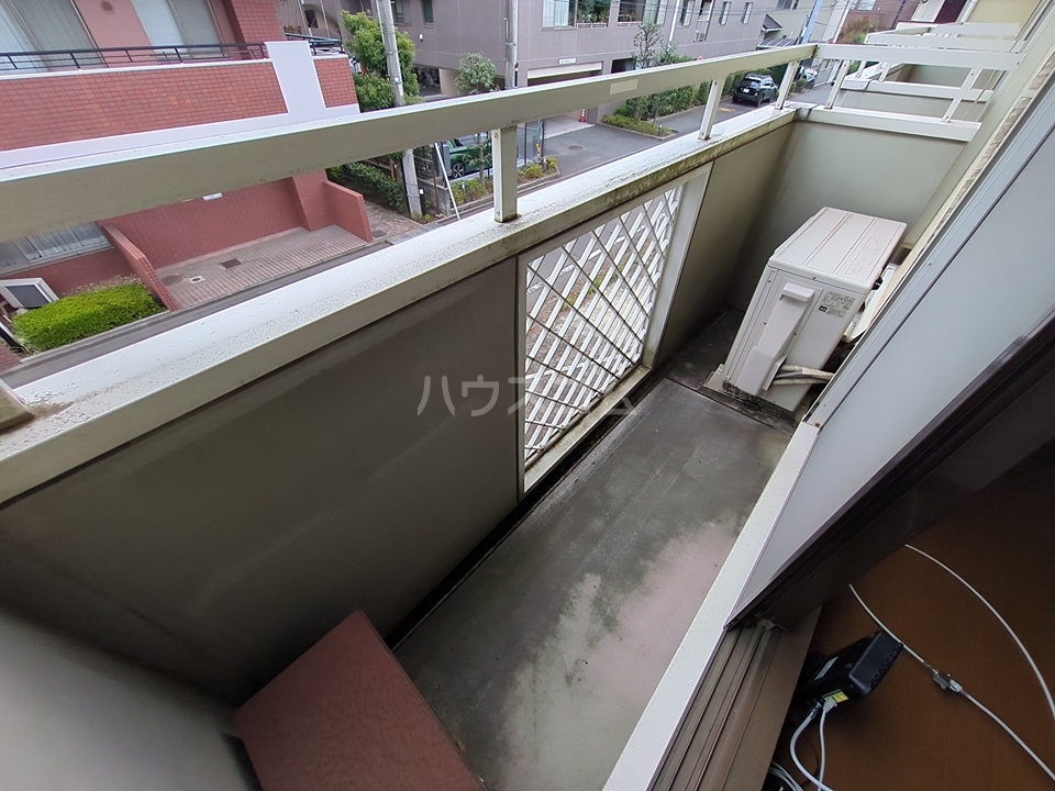 13/27 バルコニー