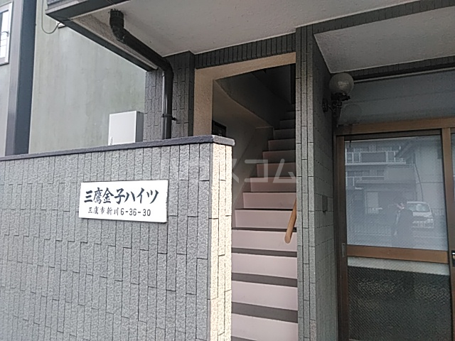 17/22 エントランス