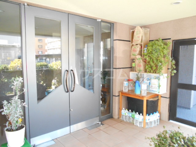 2/11 エントランス