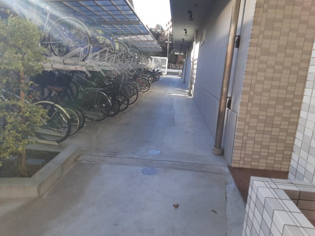 26/30 駐車場
