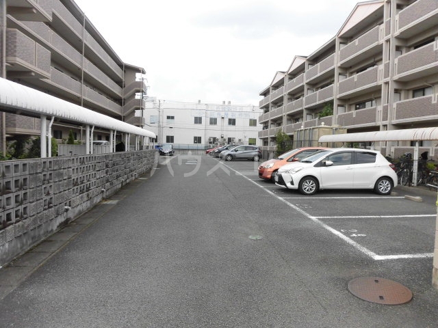 9/10 駐車場