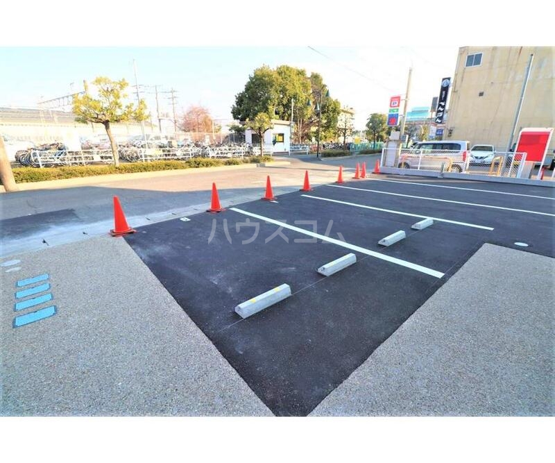2/7 駐車場