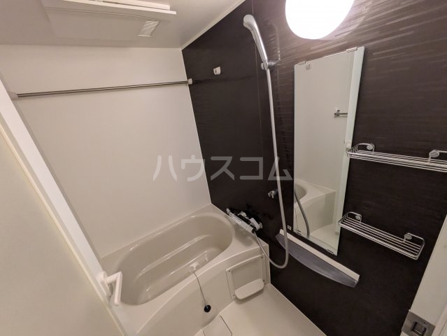 14/30 浴室