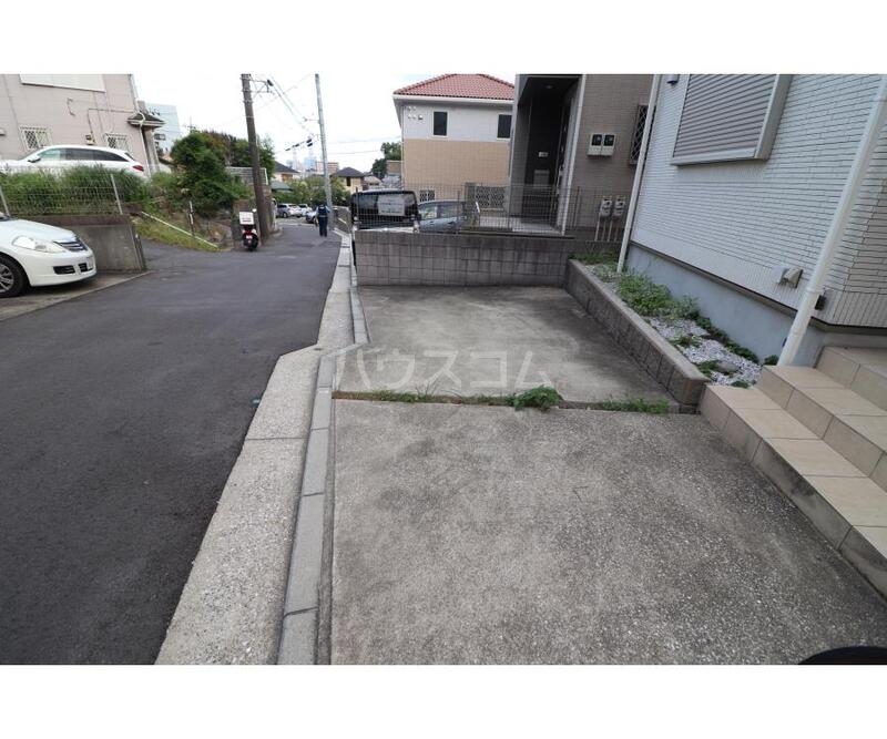 4/7 駐車場