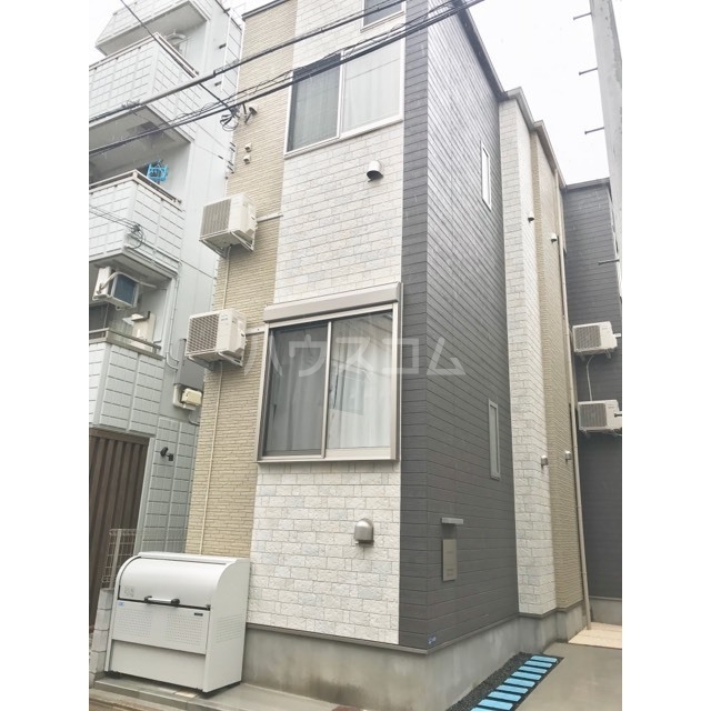 1/24 外観