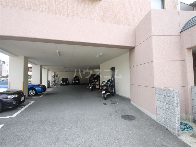 3/4 駐車場