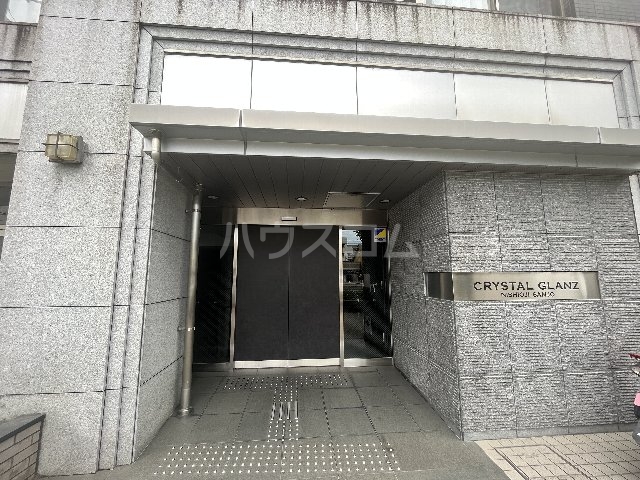 23/30 エントランス
