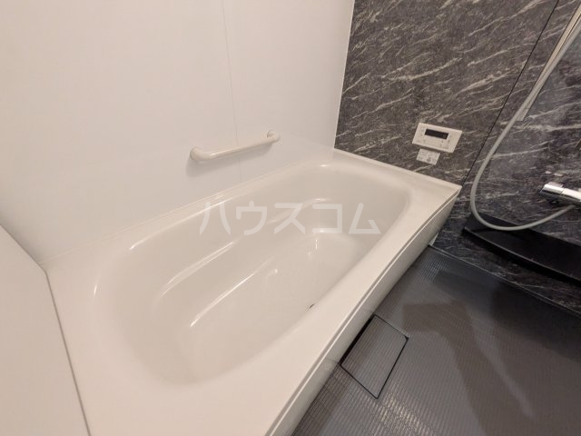 19/30 浴室