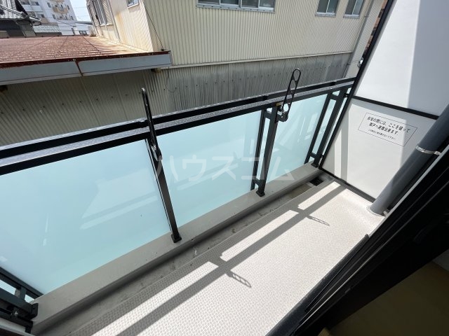 23/30 バルコニー