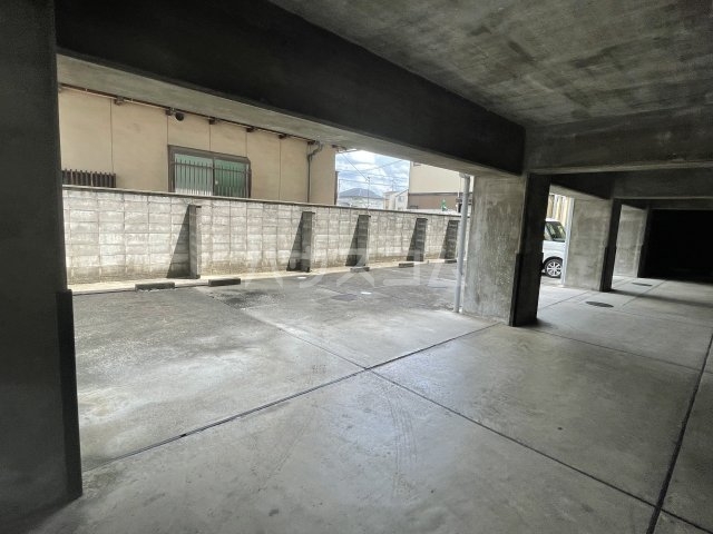 21/29 駐車場