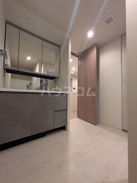 18/30 洗面