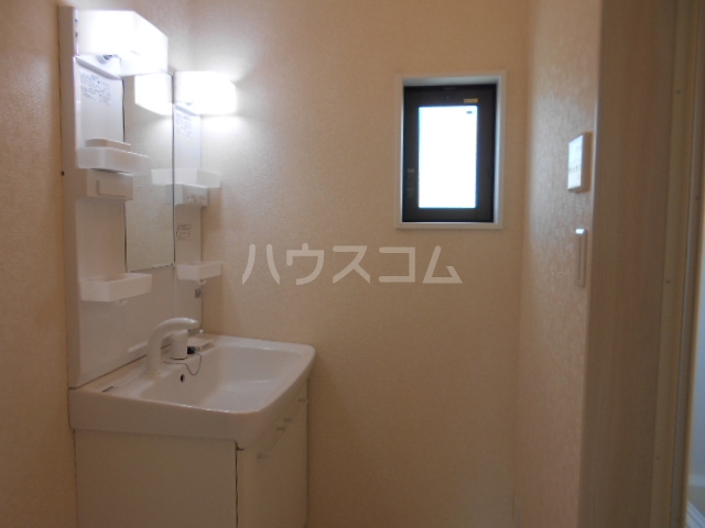 17/28 洗面