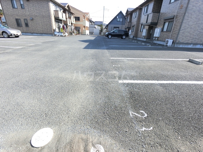 2/10 駐車場
