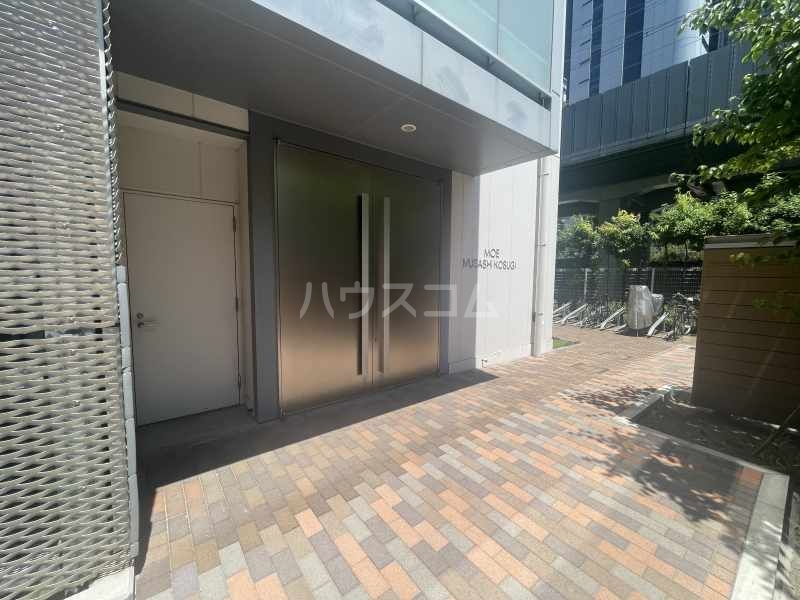 3/4 エントランス