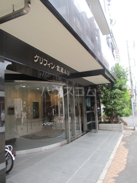 21/24 エントランス