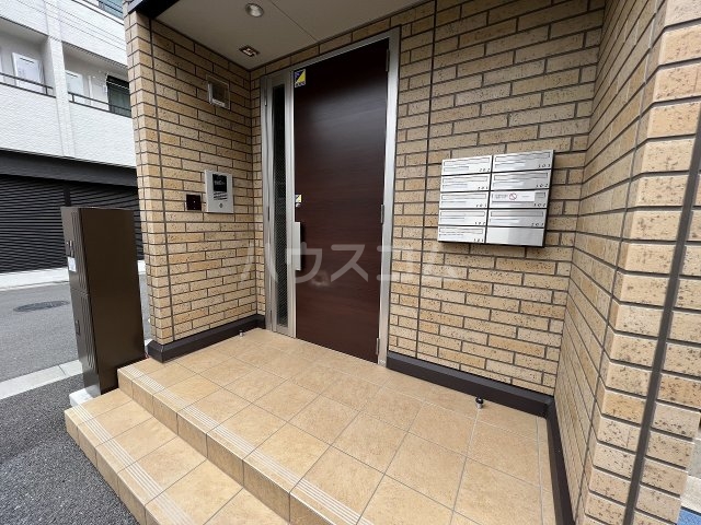 21/29 エントランス