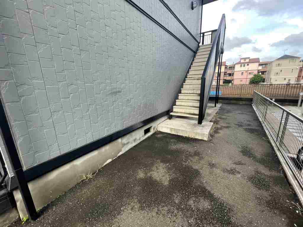 21/29 エントランス