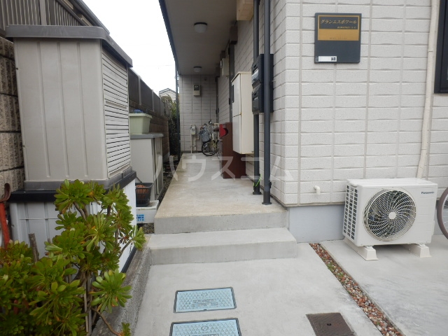 2/10 エントランス