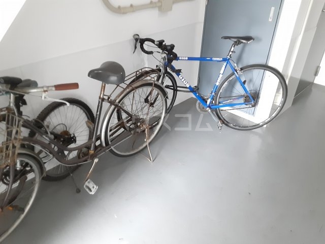 14/22 エントランス