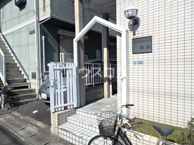 24/29 エントランス