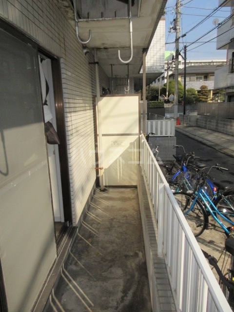 20/30 バルコニー