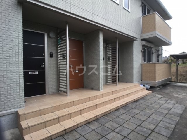 15/20 エントランス
