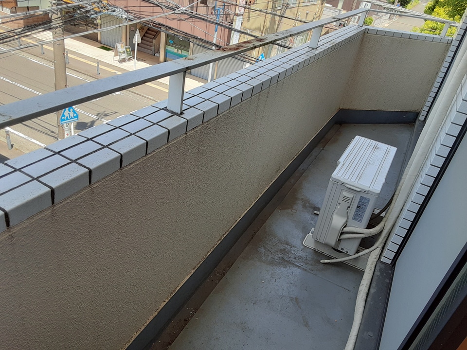 21/30 バルコニー