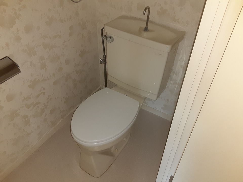 16/30 トイレ