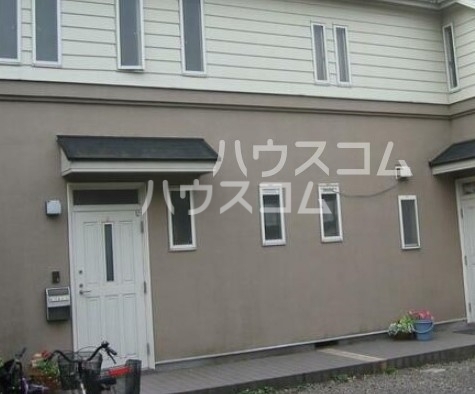 19/23 エントランス