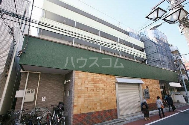 17/25 エントランス