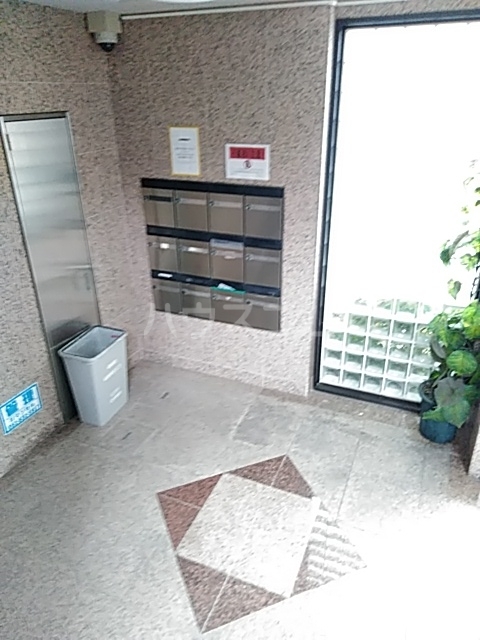 3/5 エントランス