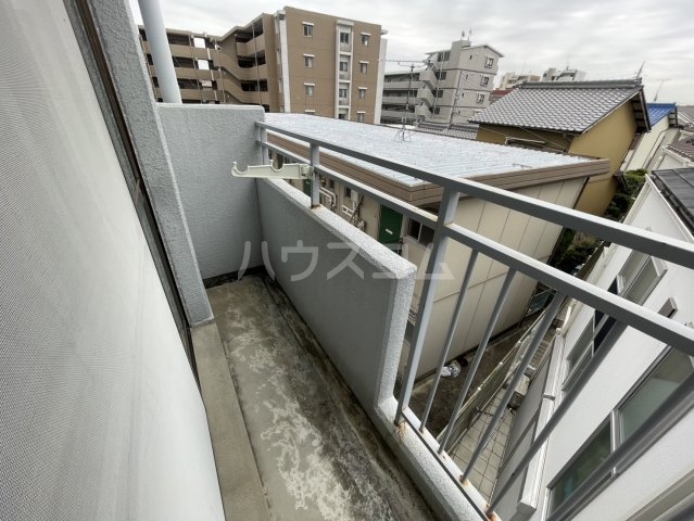 21/30 バルコニー