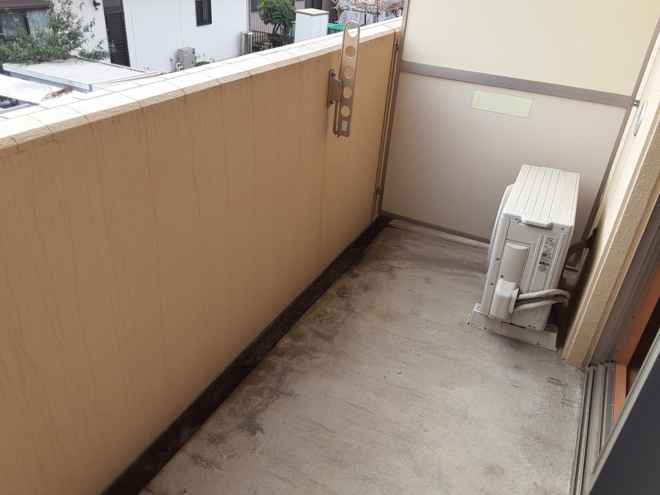 20/30 バルコニー