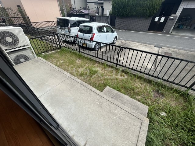 20/30 バルコニー