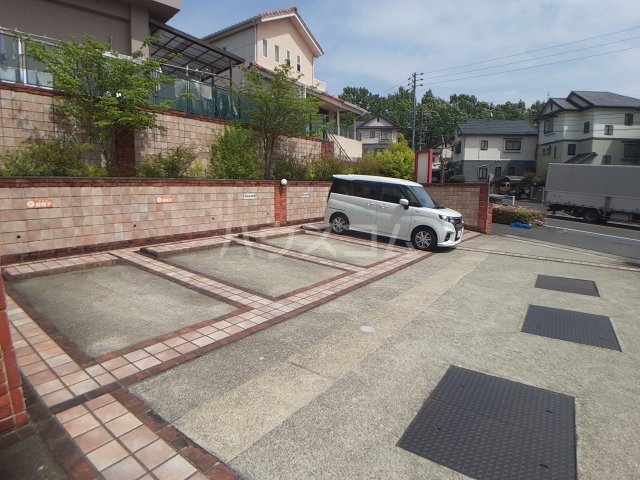 20/24 駐車場
