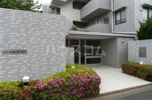 19/28 エントランス