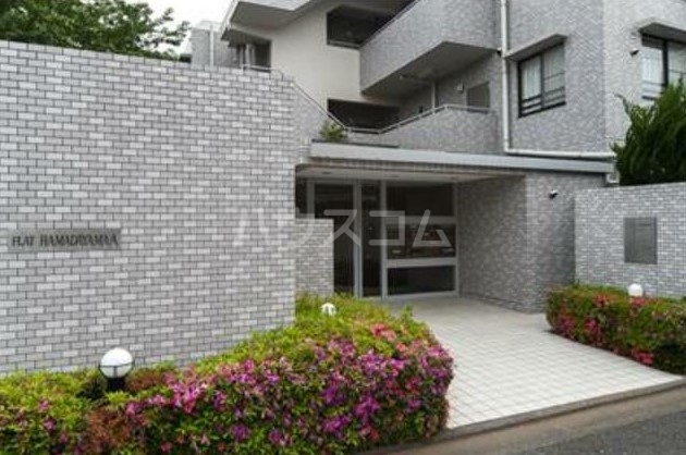 20/30 エントランス