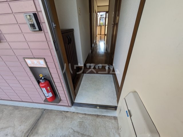 13/30 玄関