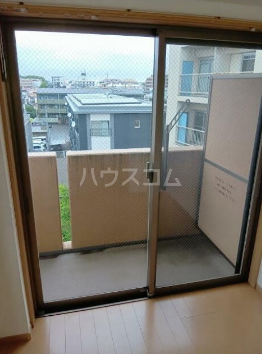13/20 バルコニー