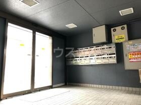 25/30 エントランス