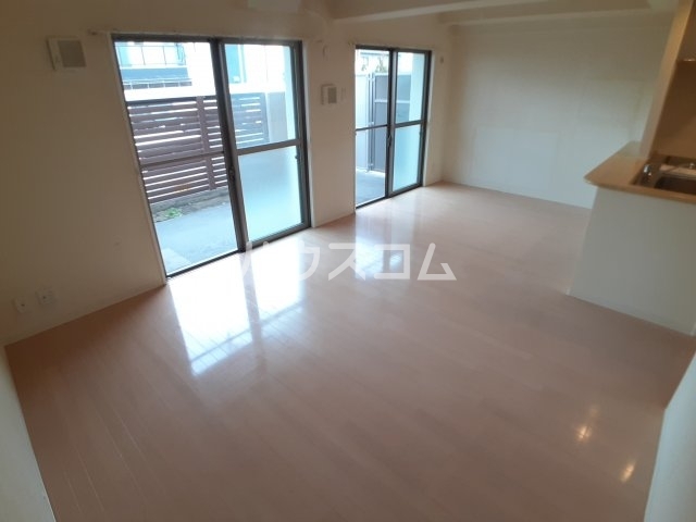 13/19 バルコニー