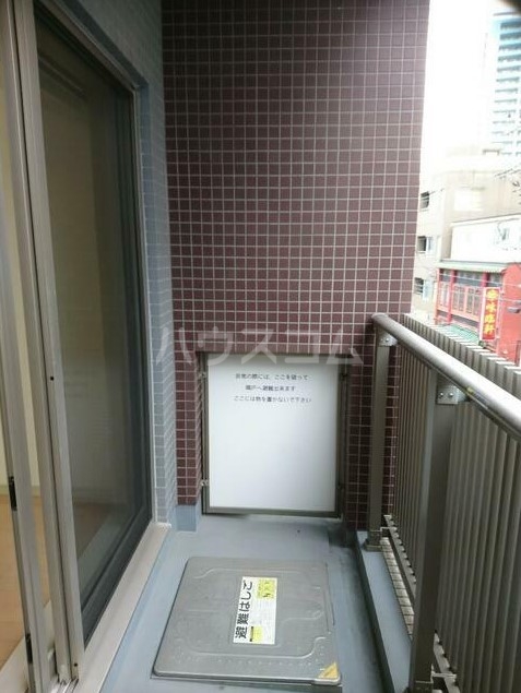 15/27 バルコニー