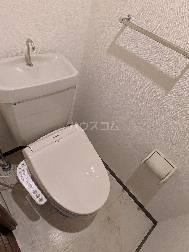 13/30 トイレ