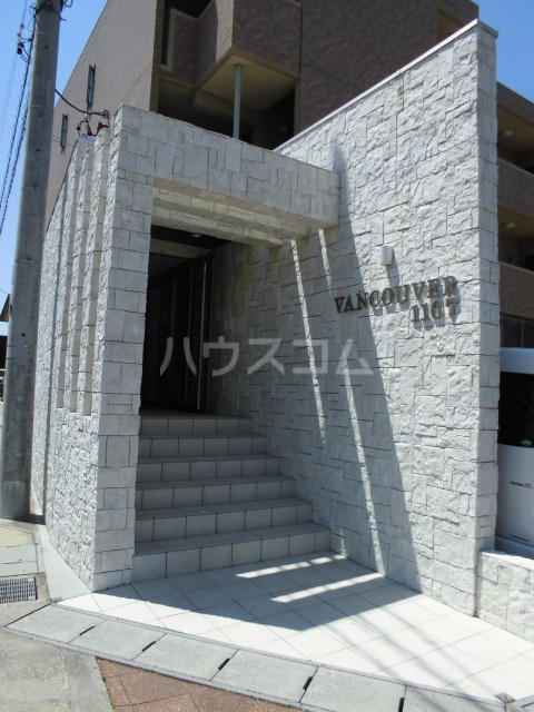 3/6 エントランス