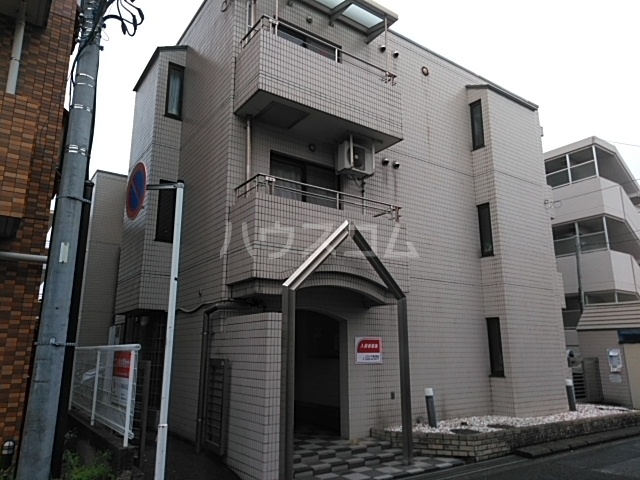 16/26 エントランス