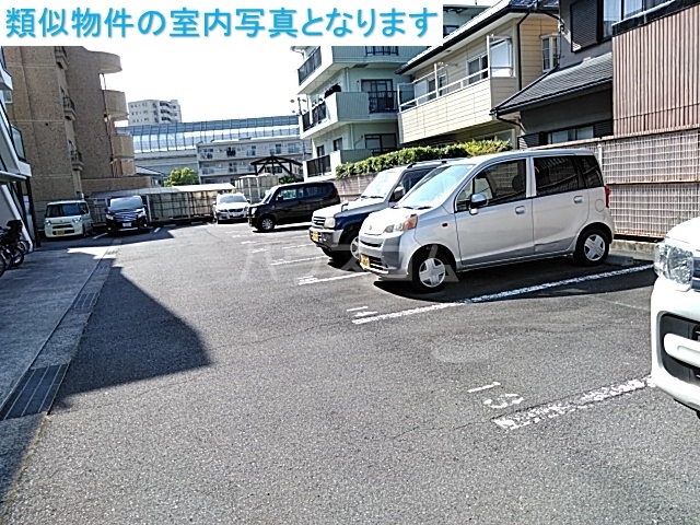 17/23 駐車場