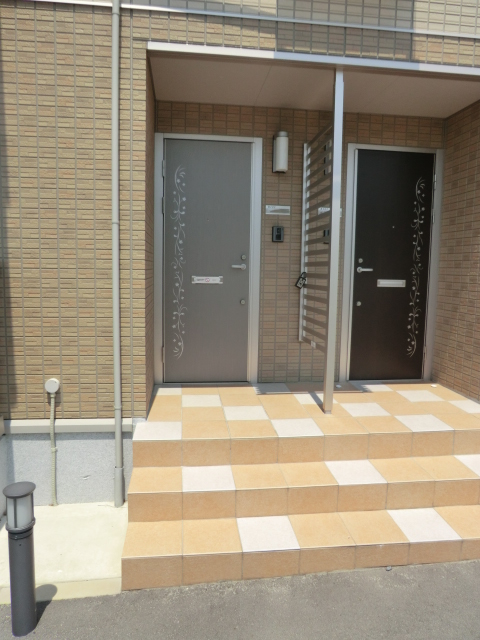 22/30 エントランス